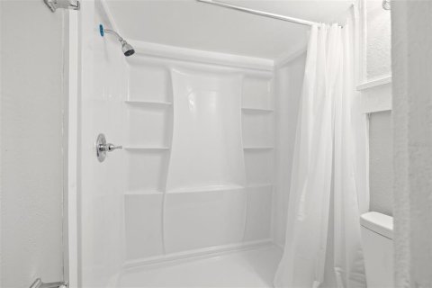 Propiedad comercial en venta en Saint Petersburg, Florida, 5 dormitorios, 194.54 m2 № 1916415 - foto 19
