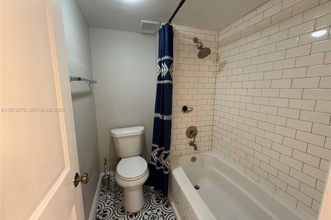 Copropriété à vendre à Weston, Floride: 2 chambres, 114.36 m2 № 2033667 - photo 18