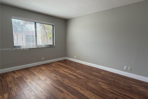 Copropriété à vendre à Weston, Floride: 2 chambres, 114.36 m2 № 2033667 - photo 19