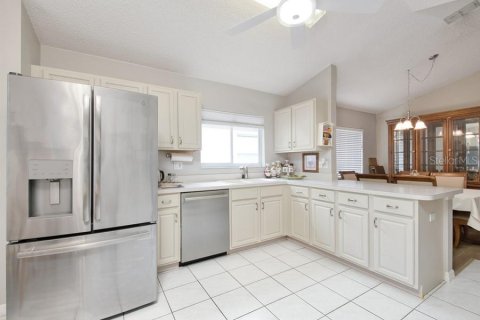 Villa ou maison à vendre à Clermont, Floride: 3 chambres, 146.04 m2 № 2131708 - photo 12