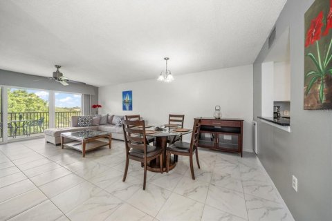 Condominio en venta en Largo, Florida, 2 dormitorios, 133.78 m2 № 1856346 - foto 13