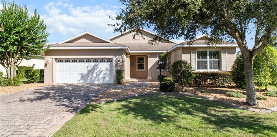 Casa en Ocala, Florida 2 dormitorios, 156.08 m2 № 1800516