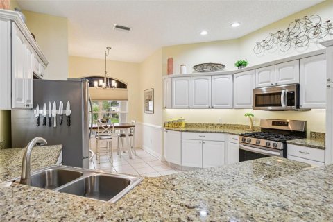Casa en venta en The Villages, Florida, 3 dormitorios, 179.02 m2 № 1835183 - foto 16