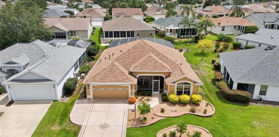 Casa en The Villages, Florida 3 dormitorios, 179.02 m2 № 1835183