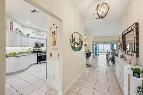 Casa en venta en The Villages, Florida, 3 dormitorios, 179.02 m2 № 1835183 - foto 6