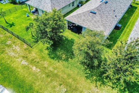 Купить виллу или дом в Нью-Смирна-Бич, Флорида 5 комнат, 151.71м2, № 1759836 - фото 25