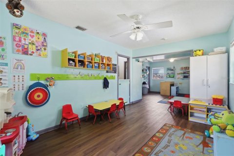 House in Bunnell, Florida 4 bedrooms, 202.53 sq.m. № 2122744 - photo 23