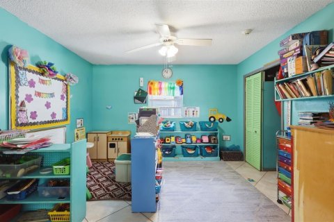 House in Bunnell, Florida 4 bedrooms, 202.53 sq.m. № 2122744 - photo 24