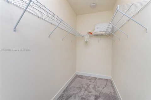 Copropriété à louer à Doral, Floride: 3 chambres, 102.38 m2 № 2015286 - photo 8