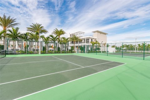 Copropriété à louer à Doral, Floride: 3 chambres, 102.38 m2 № 2015286 - photo 4