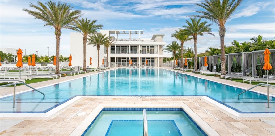 Condo à Doral, Floride, 3 chambres  № 2015286