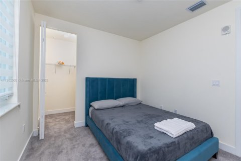 Copropriété à louer à Doral, Floride: 3 chambres, 102.38 m2 № 2015286 - photo 12