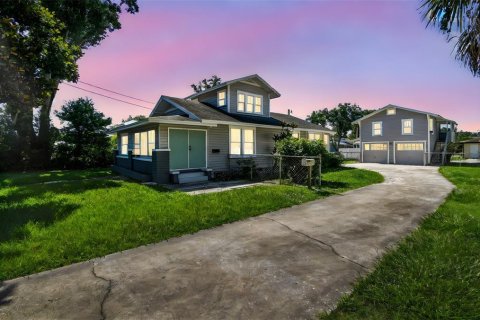 House in Lakeland, Florida 4 bedrooms, 169.18 sq.m. № 1848165 - photo 2