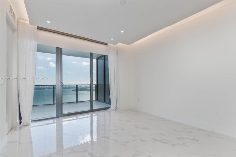 Condo in Miami, Florida, 3 bedrooms  № 2020559 - photo 8