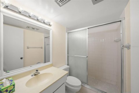 Copropriété à louer à Sarasota, Floride: 2 chambres, 103.86 m2 № 2431146 - photo 15