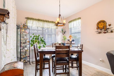 Casa en venta en Orlando, Florida, 3 dormitorios, 159.51 m2 № 2214881 - foto 5