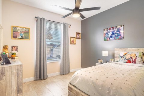 Casa en venta en Orlando, Florida, 3 dormitorios, 159.51 m2 № 2214881 - foto 12