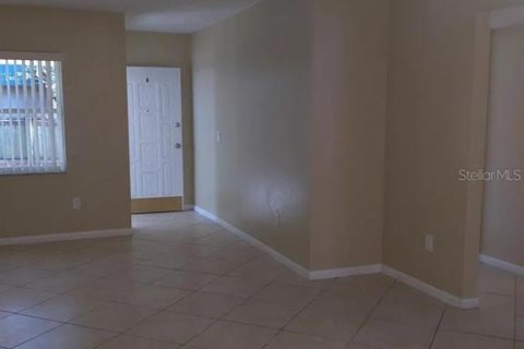 Commercial property in Largo, Florida 3 bedrooms, 163.23 sq.m. № 2234333 - photo 23
