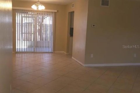 Commercial property in Largo, Florida 3 bedrooms, 163.23 sq.m. № 2234333 - photo 13