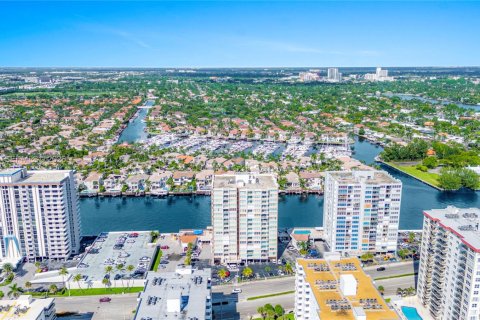 Купить кондоминиум в Холливуд, Флорида 1 спальня, 81.2м2, № 2025763 - фото 4