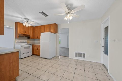Villa ou maison à vendre à Pinellas Park, Floride: 2 chambres, 146.41 m2 № 2347107 - photo 22
