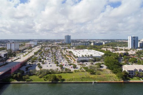 Condominio en venta en Hollywood, Florida, 1 dormitorio, 65.22 m2 № 737549 - foto 3