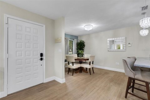 Villa ou maison à vendre à Bradenton, Floride: 2 chambres, 110.74 m2 № 1914565 - photo 11