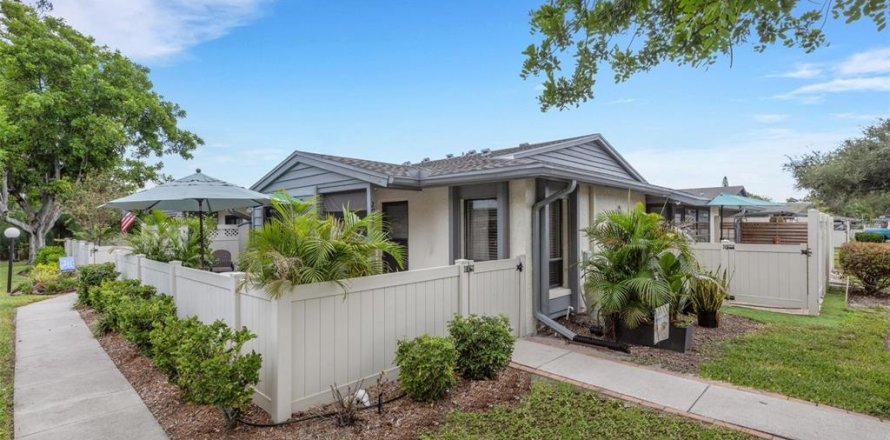 Villa ou maison à Bradenton, Floride 2 chambres, 110.74 m2 № 1914565