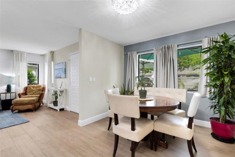 Villa ou maison à vendre à Bradenton, Floride: 2 chambres, 110.74 m2 № 1914565 - photo 13