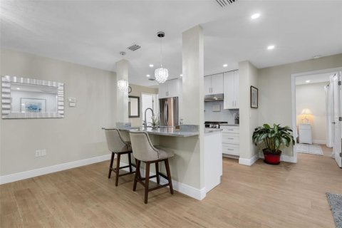 Villa ou maison à vendre à Bradenton, Floride: 2 chambres, 110.74 m2 № 1914565 - photo 15