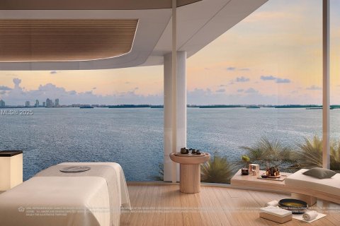 Condominio en venta en Miami, Florida, 5 dormitorios, 439.89 m2 № 1860007 - foto 22