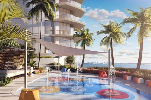 Condominio en venta en Miami, Florida, 5 dormitorios, 439.89 m2 № 1860007 - foto 16