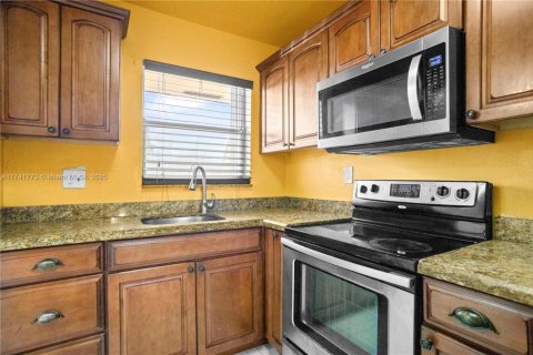 Купить кондоминиум в Санрайз, Флорида 2 спальни, 78.97м2, № 1700284 - фото 24