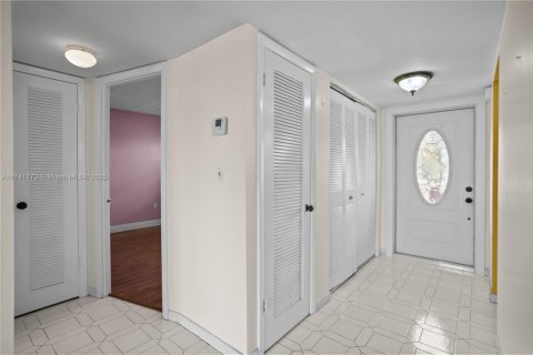 Купить кондоминиум в Санрайз, Флорида 2 спальни, 78.97м2, № 1700284 - фото 27