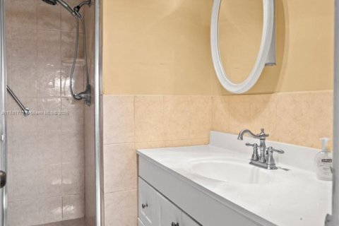 Купить кондоминиум в Санрайз, Флорида 2 спальни, 78.97м2, № 1700284 - фото 8