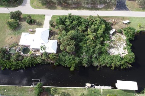 Terreno en venta en Punta Gorda, Florida № 1978937 - foto 5