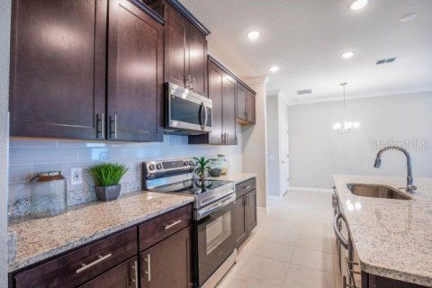 Casa en venta en Ocala, Florida, 3 dormitorios, 148.83 m2 № 2099091 - foto 4
