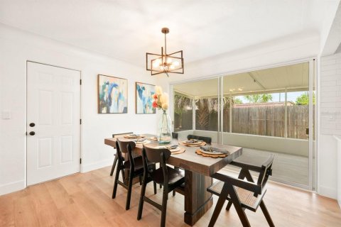 Casa en venta en Saint Petersburg, Florida, 3 dormitorios, 118.82 m2 № 1869732 - foto 12