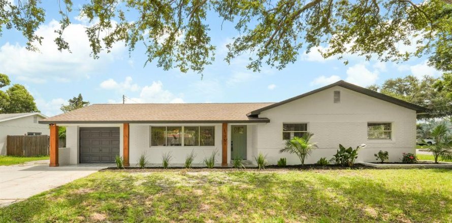Casa en Saint Petersburg, Florida 3 dormitorios, 118.82 m2 № 1869732