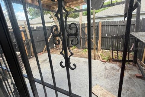 Copropriété à vendre à Orlando, Floride: 2 chambres, 97.36 m2 № 2098840 - photo 12