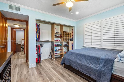 House in Fort Lauderdale, Florida 4 bedrooms, 136.66 sq.m. № 1890804 - photo 23