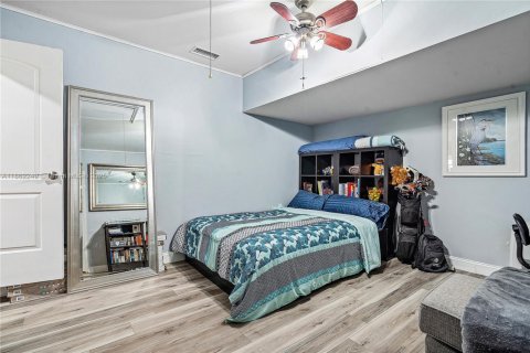 House in Fort Lauderdale, Florida 4 bedrooms, 136.66 sq.m. № 1890804 - photo 28