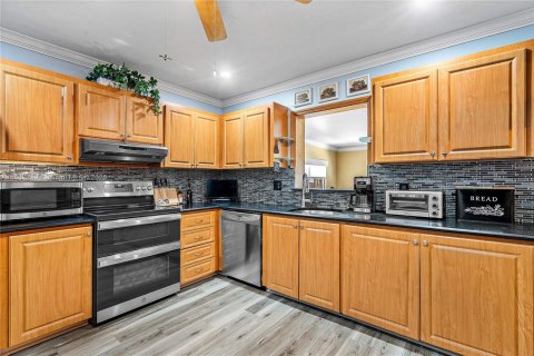 House in Fort Lauderdale, Florida 4 bedrooms, 136.66 sq.m. № 1890804 - photo 10