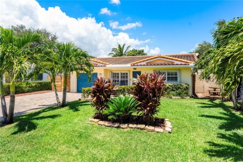 House in Fort Lauderdale, Florida 4 bedrooms, 136.66 sq.m. № 1890804 - photo 3