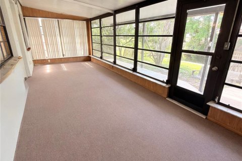 House in Sebring, Florida 2 bedrooms, 114.64 sq.m. № 2198982 - photo 21