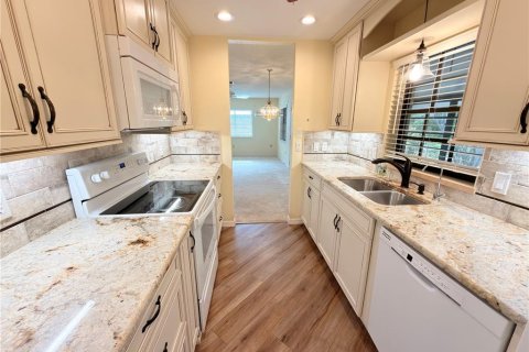 House in Sebring, Florida 2 bedrooms, 114.64 sq.m. № 2198982 - photo 20