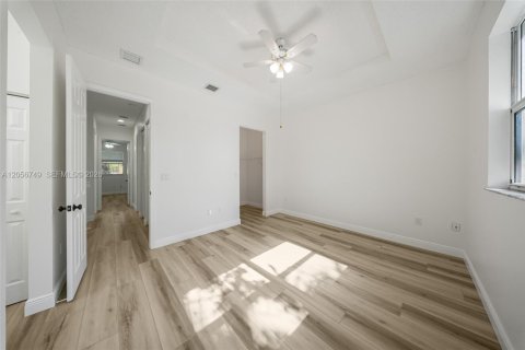 Touwnhouse à vendre à Homestead, Floride: 3 chambres, 147.16 m2 № 2276464 - photo 21