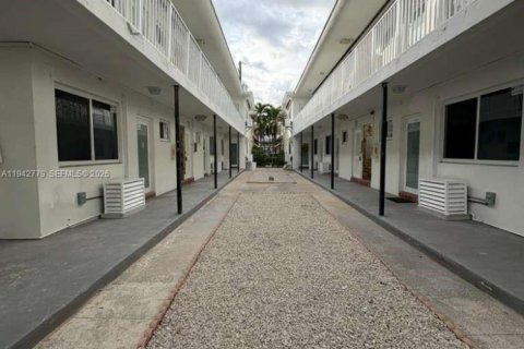 Appartement à louer à Miami Beach, Floride: 46.45 m2 № 2000010 - photo 2