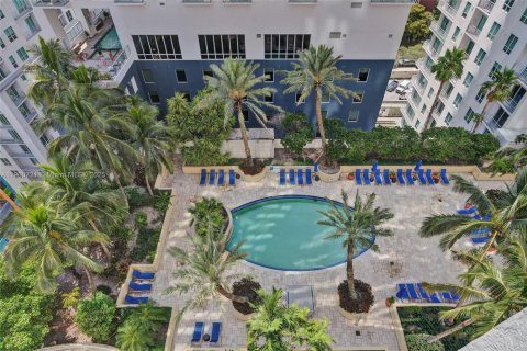 Condo in Miami, Florida, 1 bedroom  № 1953281 - photo 26