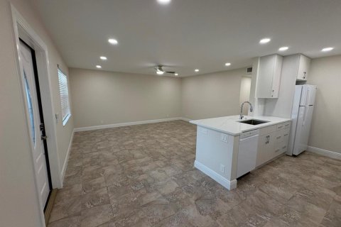 Condo à Delray Beach, Floride, 2 chambres  № 2261570